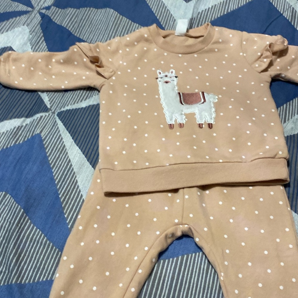 Kids18 months 2piece set tan with dots